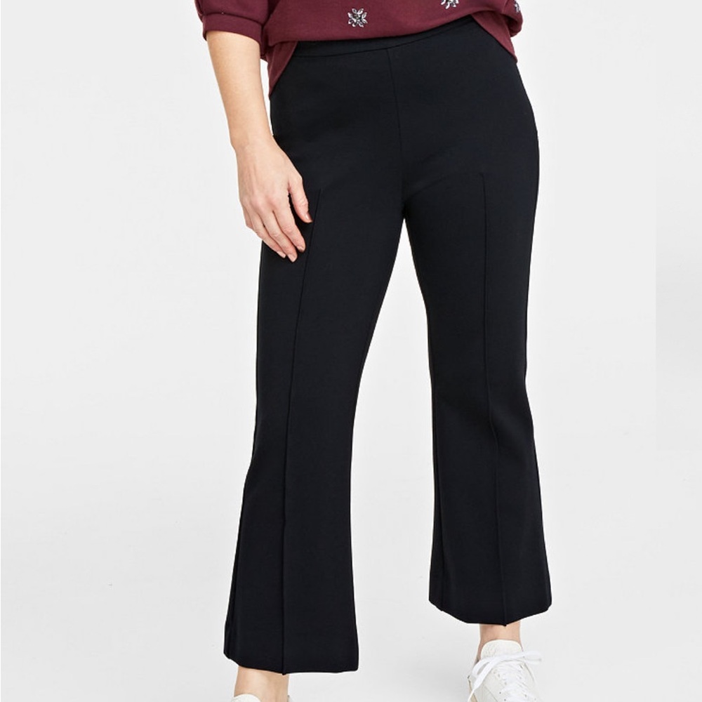 Macys On~ 34th Black Ponte Kick-Flare Ankle High Rise Pants L